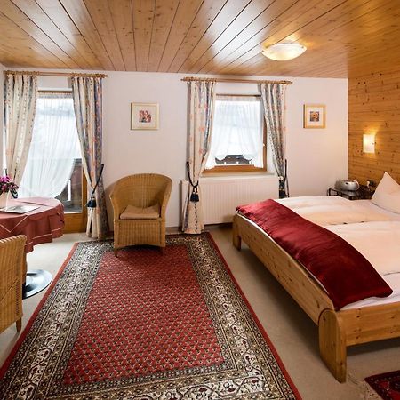 Gaestehaus Boeck Пфронтен Экстерьер фото