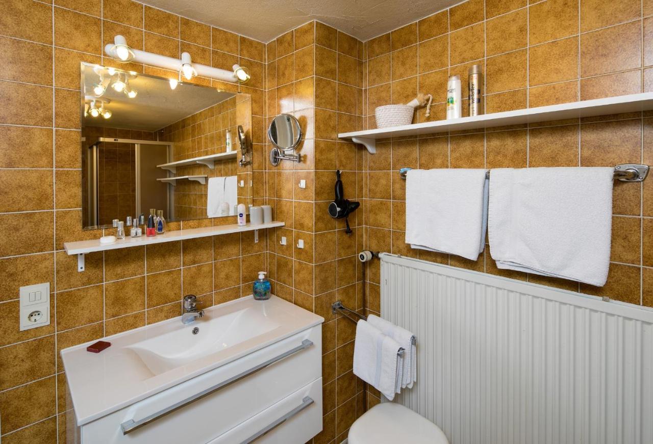 Gaestehaus Boeck Пфронтен Экстерьер фото