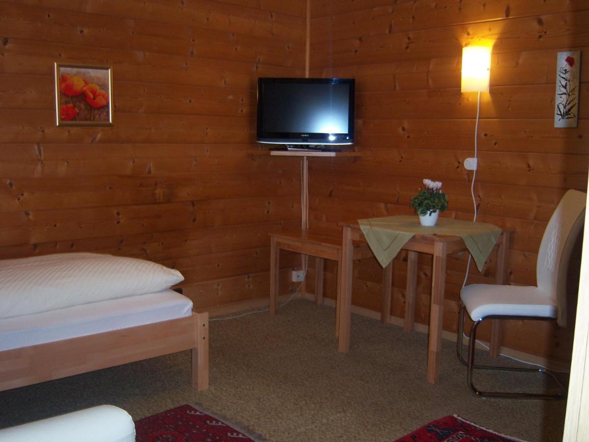 Gaestehaus Boeck Пфронтен Экстерьер фото